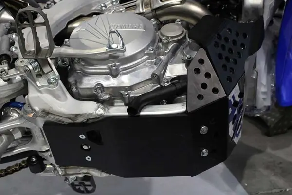Scut Motor AXP Racing Fantic XEF 450/XXF 450/Yamaha YZ 450 F '18-'25 Negru, 3, nordicamoto.ro