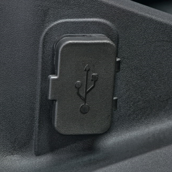 USB‑A/USB‑C connector for CFMOTO 450NK 450SR 700MT 800NK-3