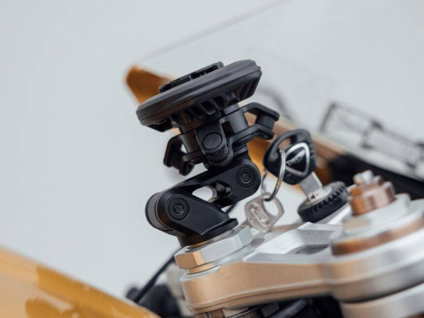 Încărcător Wireless Quad Lock Waterproof 12V-24V – V2-5