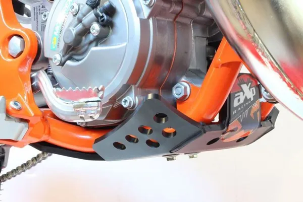 Scut Motor AXP Racing KTM/Husqvarna/Gas Gas 65 cc '18-'23 Negru, 3, nordicamoto.ro