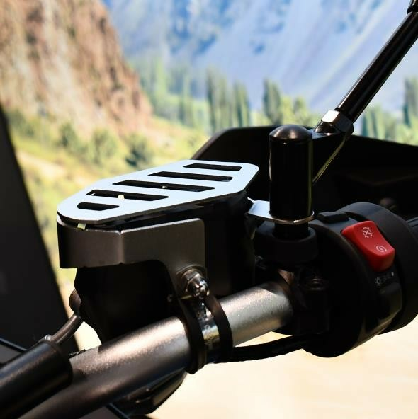 Protectie rezervor lichid de frana 800MT-5