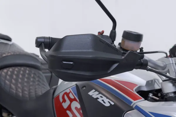 Adventure Handguard Kit Black -2