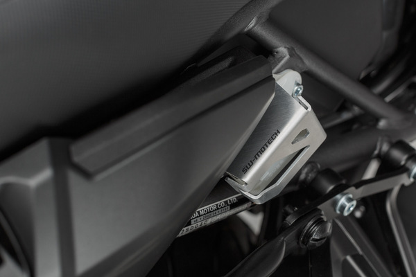 Brake Reservoir Guard Silver-2