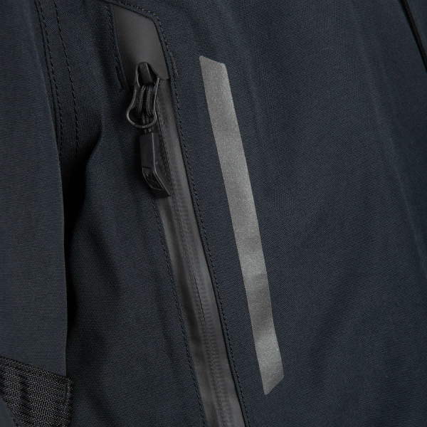 Latitude Jacket Black-19