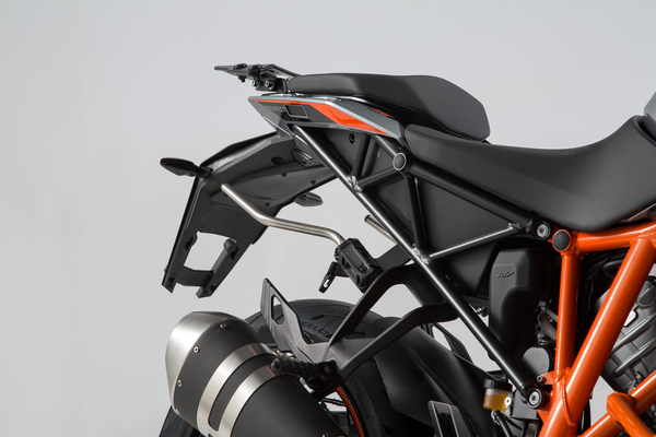 Kit fixare cu bara SW-Motech pentru genti textile BLAZE KTM 1290 Super Duke GT (16-) HTA0474080300B-0
