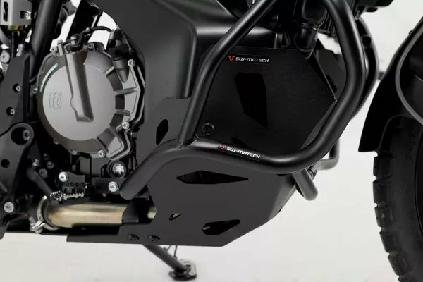 Engine Guard Black -6