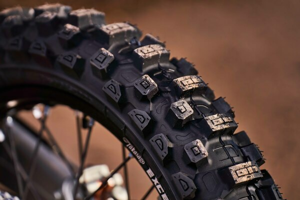Battlecross X31 Tire-1