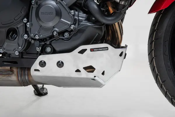 Engine Guard Silver -1