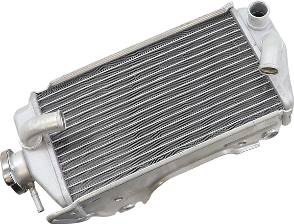 Radiator-af3a20de0f2ea3ee0e031bfb8f297fe2.webp