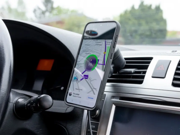 Suport telefon auto grila Quad Lock-1