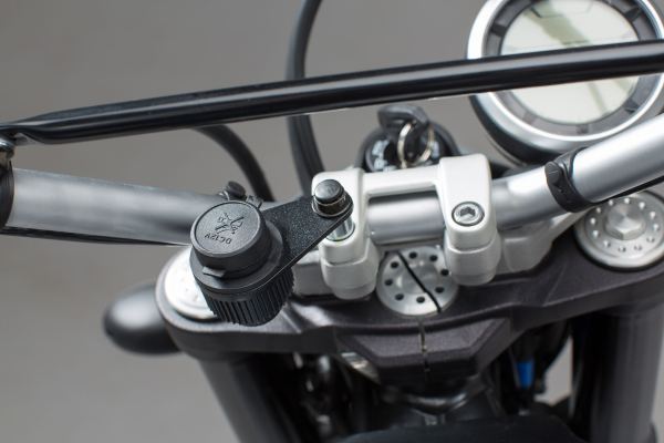 Cigarette Lighter Socket Bracket M8-4