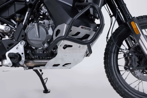 Engine Guard Silver-2