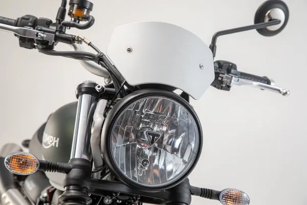 Windscreen Black-3
