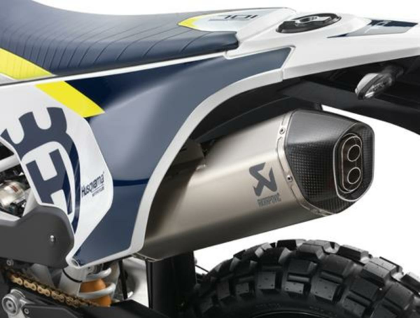 Akrapovic Slip-on Line-4