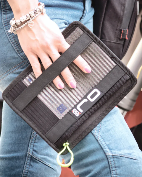 Doc documents Bag Black-1