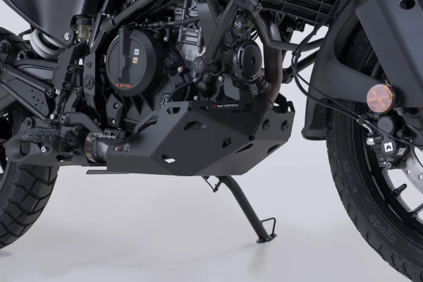 Engine Guard Black -1