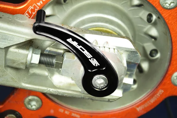 Axle Puller Rear Black -0