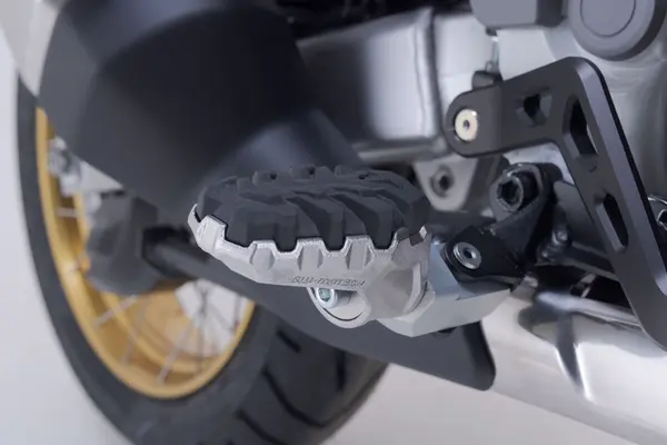 Evo Footrest Kit -3
