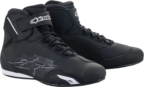 Ghete Alpinestars Sektor Black/White-e464c4d57f3539f831be466c7e194f7b.webp