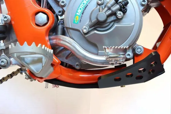 Scut Motor AXP Racing KTM/Husqvarna/Gas Gas 65 cc '18-'23 Negru, 6, nordicamoto.ro
