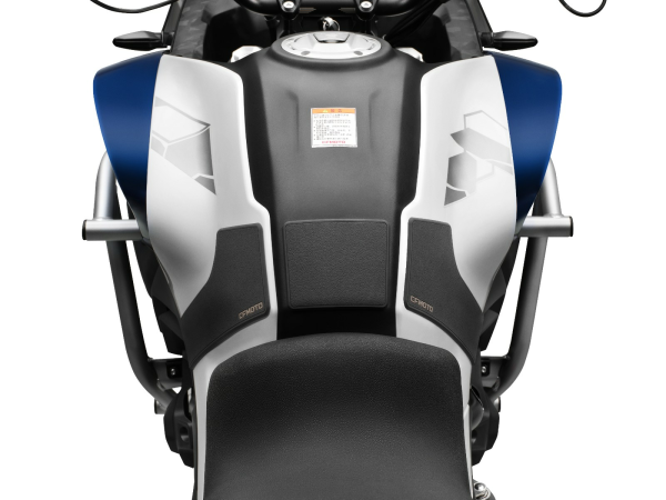 PROTECȚIE REZERVOR CFMOTO 700MT – NEGRU, 4, nordicamoto.ro