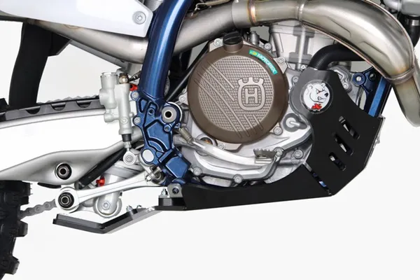 Scut Motor AXP Racing Xtrem KTM/Husqvarna/Gas Gas 250F/350F 4T '23-'27 Negru, 3, nordicamoto.ro