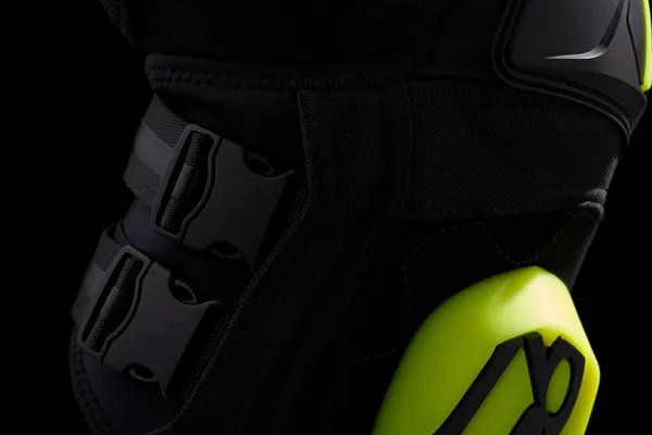 Genunchiere Icon Cloverleaf 2 Black/Hi-Vis Yellow-4