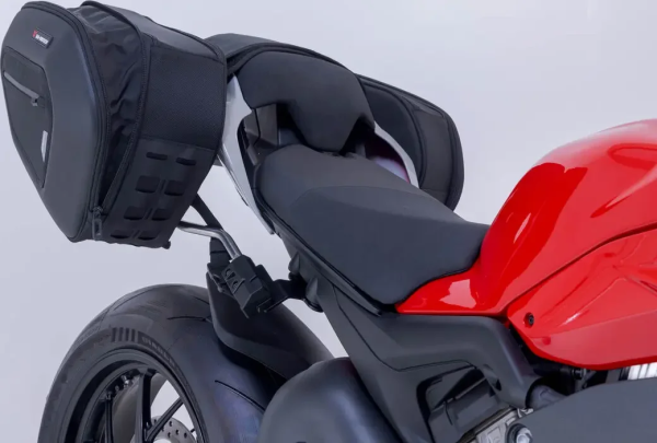 Pro Blaze H Saddlebag Set -2