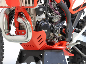 Scut Motor AXP Racing Beta Xtrainer 250/300 '16 - '26 Rosu, 4, nordicamoto.ro