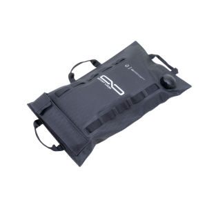 Canistră flexibilă Giant Loop Armadillo Bag 2 Gallon (7,6 L) – Negru, nordicamoto.ro