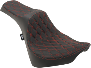 Predator Iii Seat Black, Red