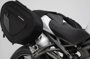 Blaze Saddlebag Set Black, Gray