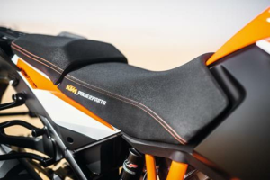 Ergo pillion seat