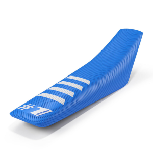 Husă Universală pentru Șa ONEGRIPPER RIBBED Albastru Deschis/Alb – Enduro & Motocross, nordicamoto.ro
