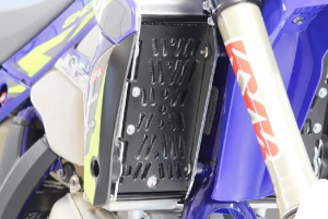 Xtrem Radiator Guards Black, 4, nordicamoto.ro
