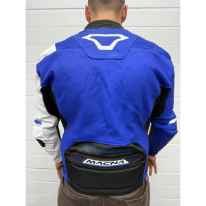 Geaca de piele sport/touring MACNA POINTER - Produs Resigilat Alb/Negru 52, 5, nordicamoto.ro