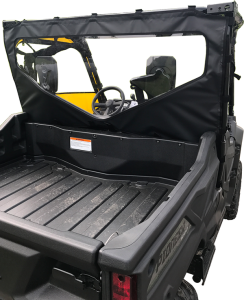 Utv Rear Windscreen Black 