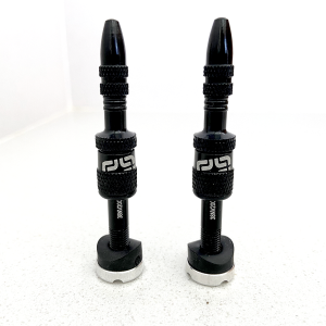 Tubeless Valve Set Black