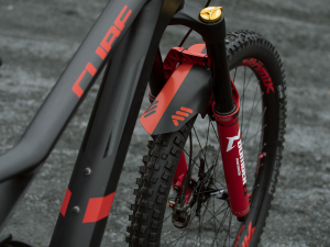 Mud Guard Black, Red