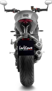 Tobă de eșapament LeoVince LV-10 Black Slip-On pentru Triumph Speed Triple 1200 RR, 2, nordicamoto.ro