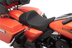 Ez-on Mount Forward Low Solo Seat Black