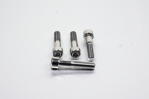 Axle Pinch Bolt Kit Stainless Steel, Front