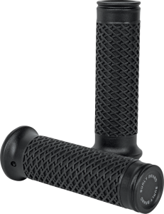 Slash Cut Grips Black