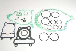 Kit complet de garnituri