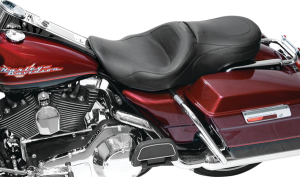 One-piece Sport 2-up Touring Seat Black