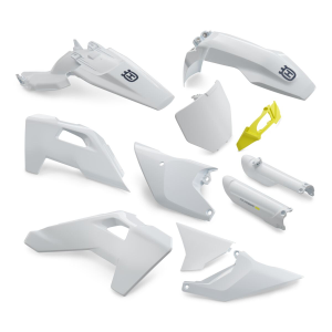 Plastic parts kit